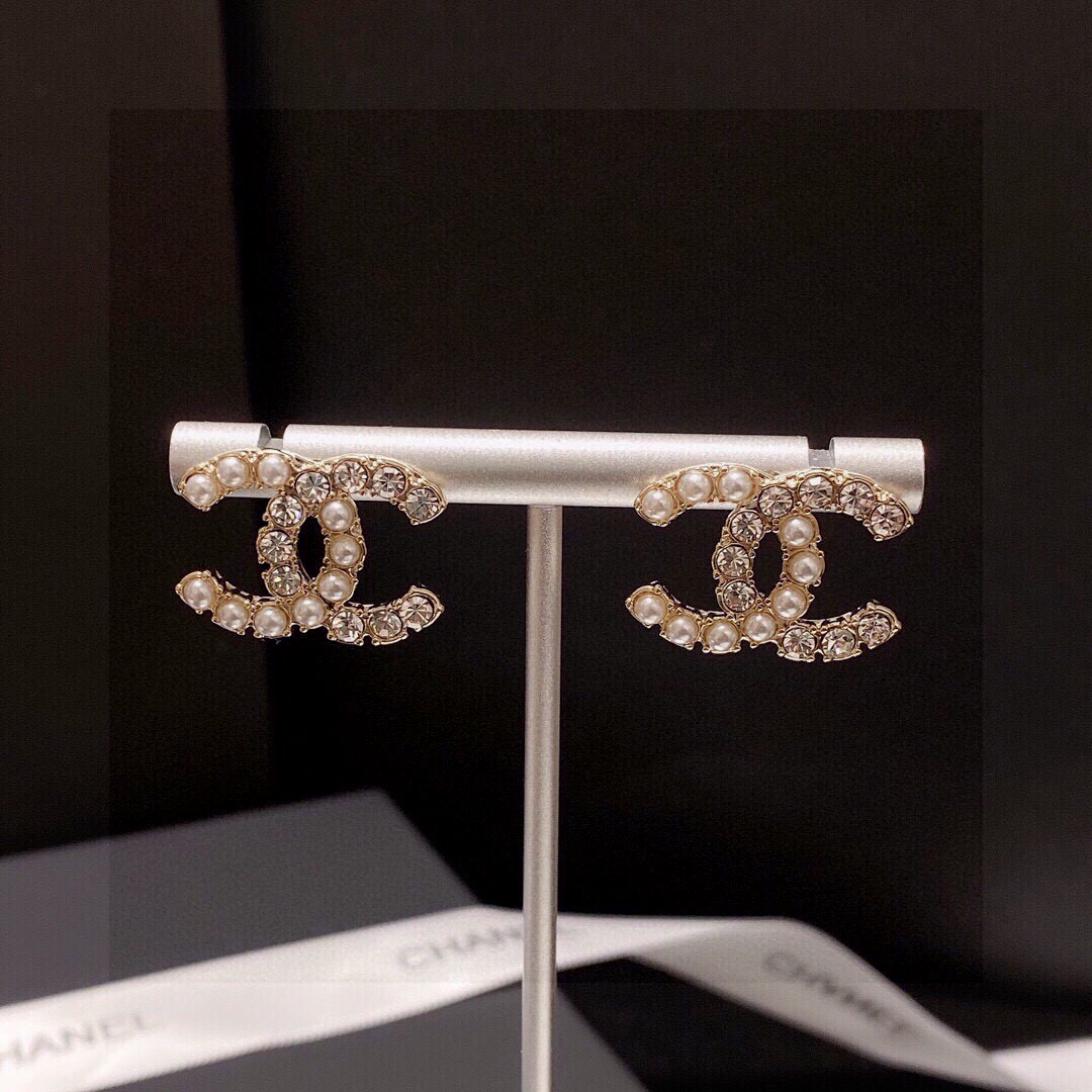 CHANEL Pearl and Crystal Stud Earrings - Comprehensive 9
