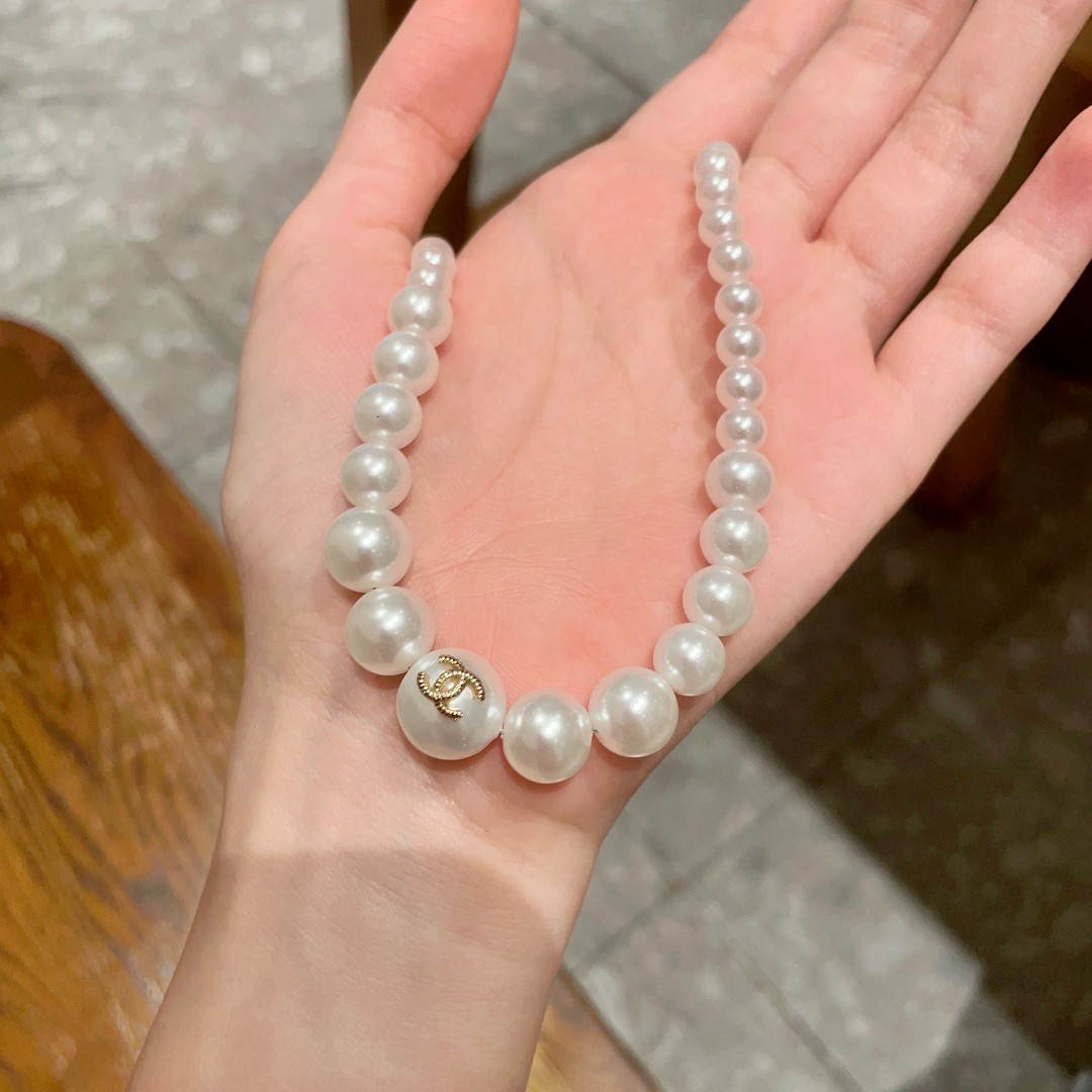 Chanel Vintage Double C Necklace - Comprehensive