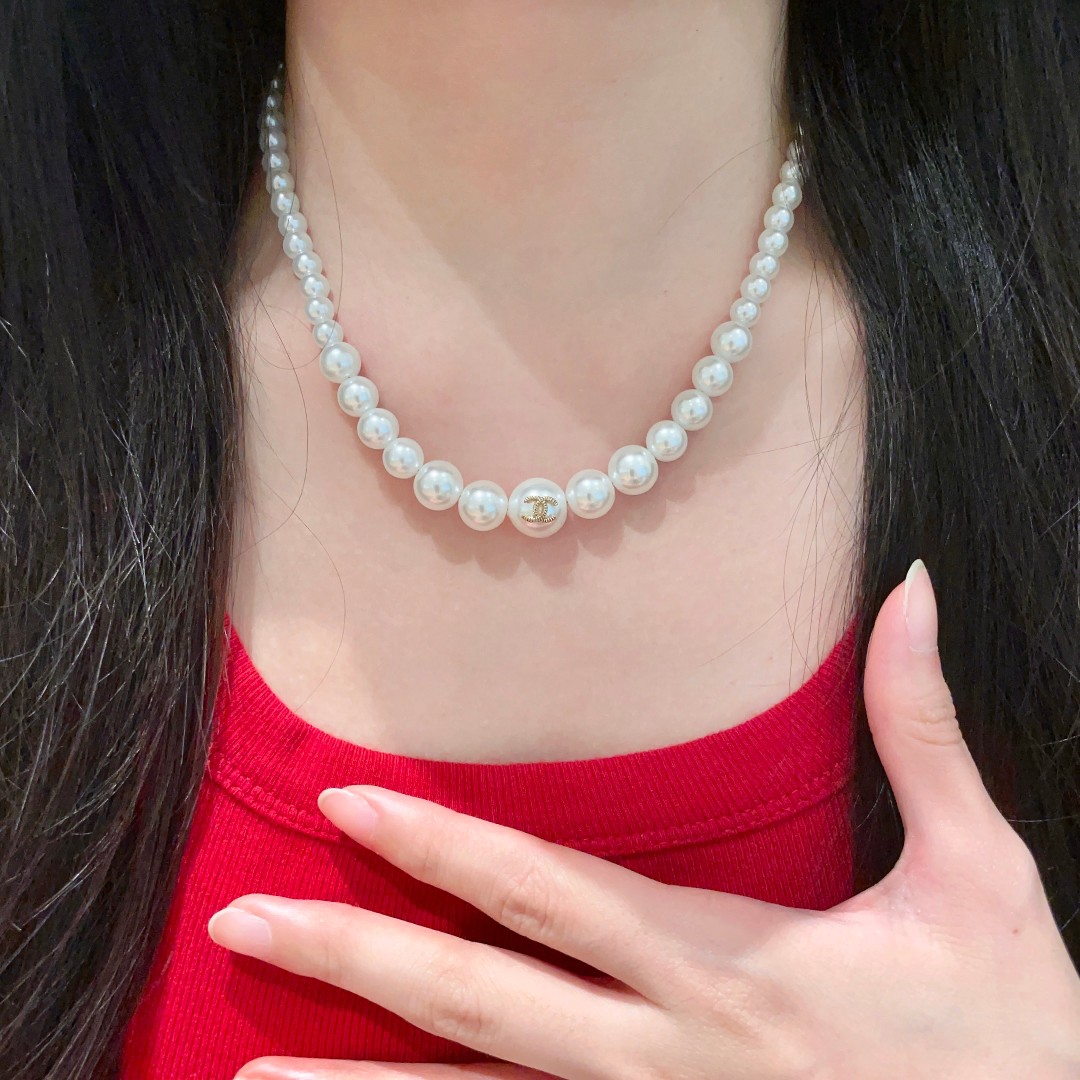 Chanel Vintage Double C Necklace - Comprehensive 8