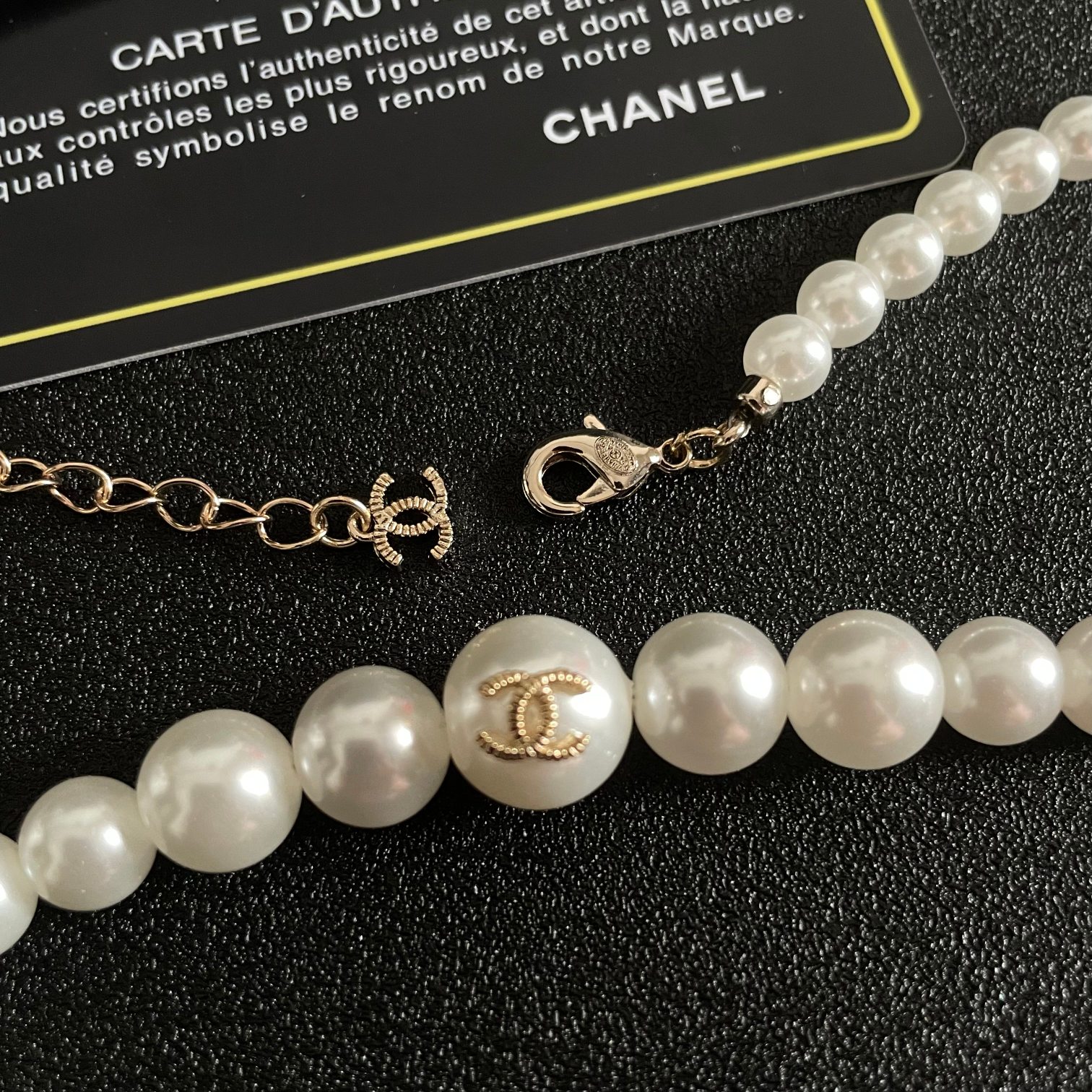 Chanel Vintage Double C Necklace - Comprehensive 4