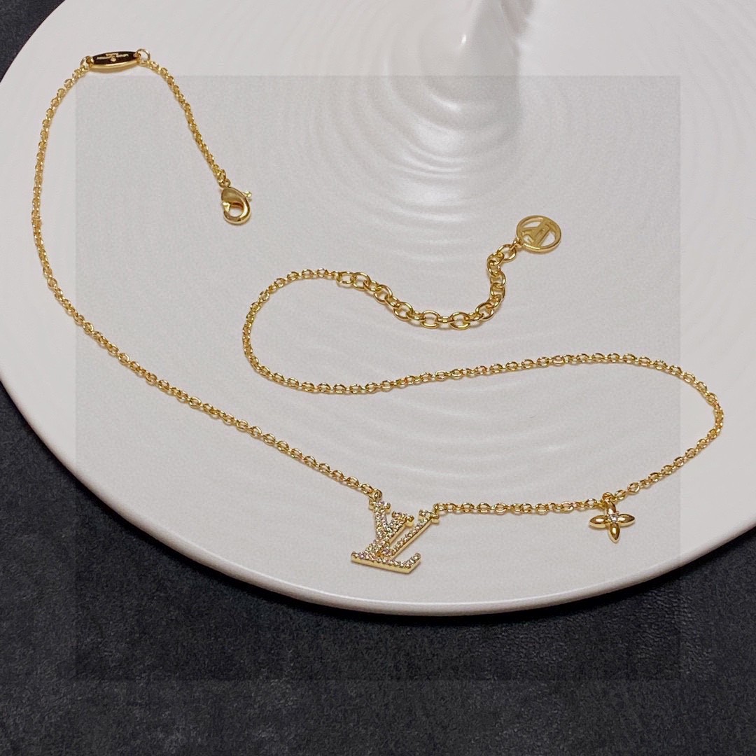 Louis Vuitton Pavé Logo Necklace - Comprehensive 3