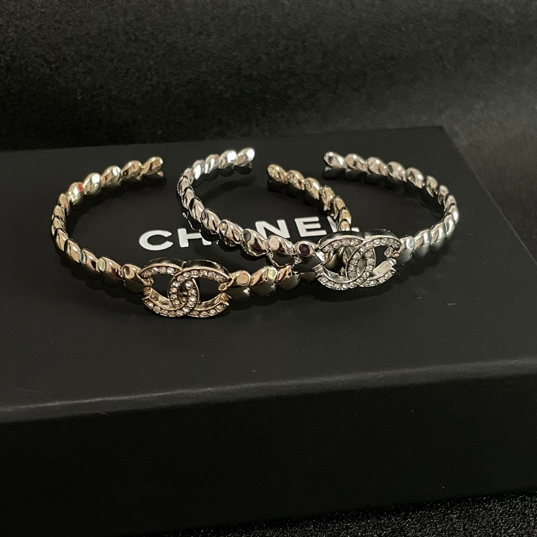 Chanel Haute Couture Haute Couture Fine Jewelry Necklace Bracelet Ring 5