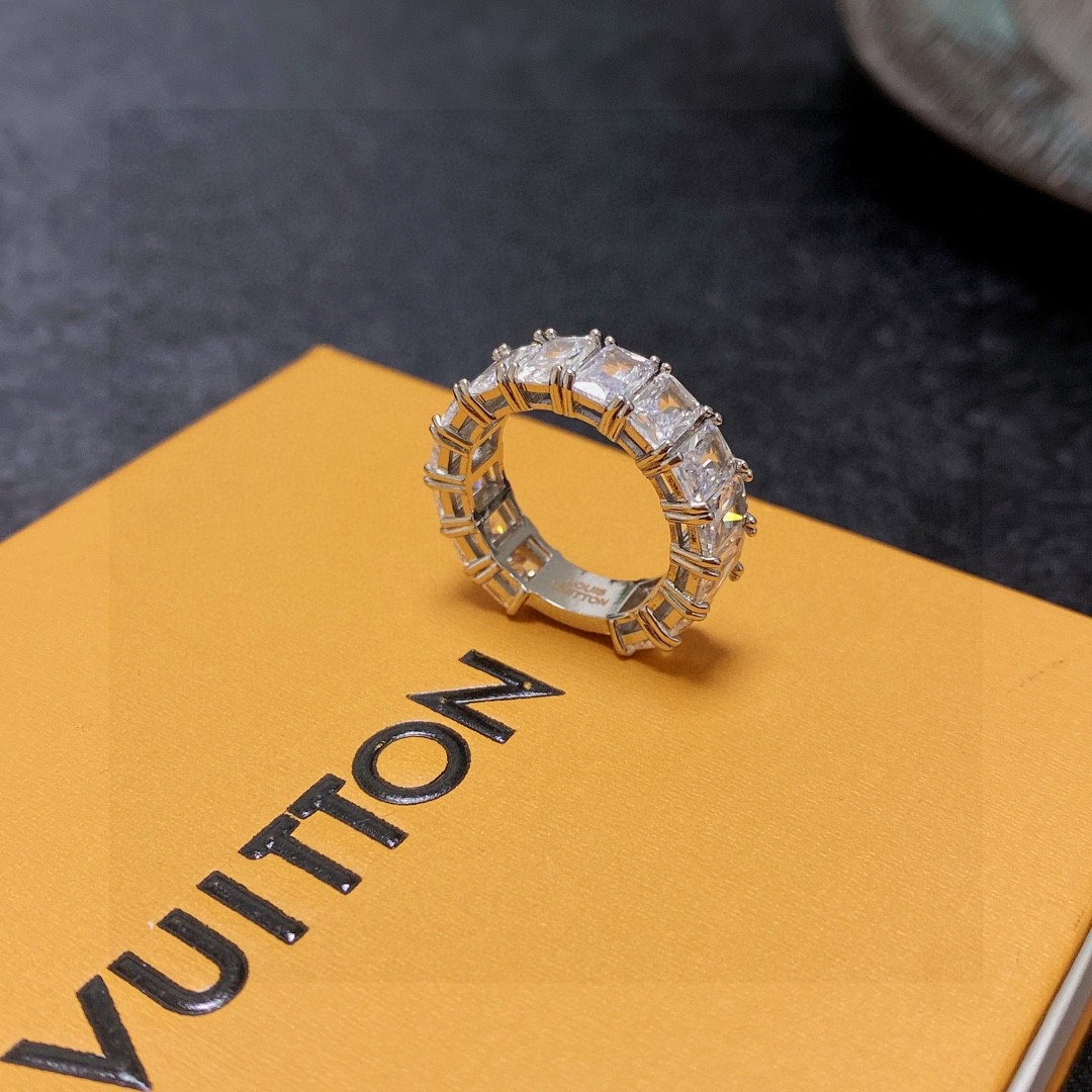 Louis Vuitton Haute Couture Haute Couture Fine Jewelry Necklace Bracelet 3