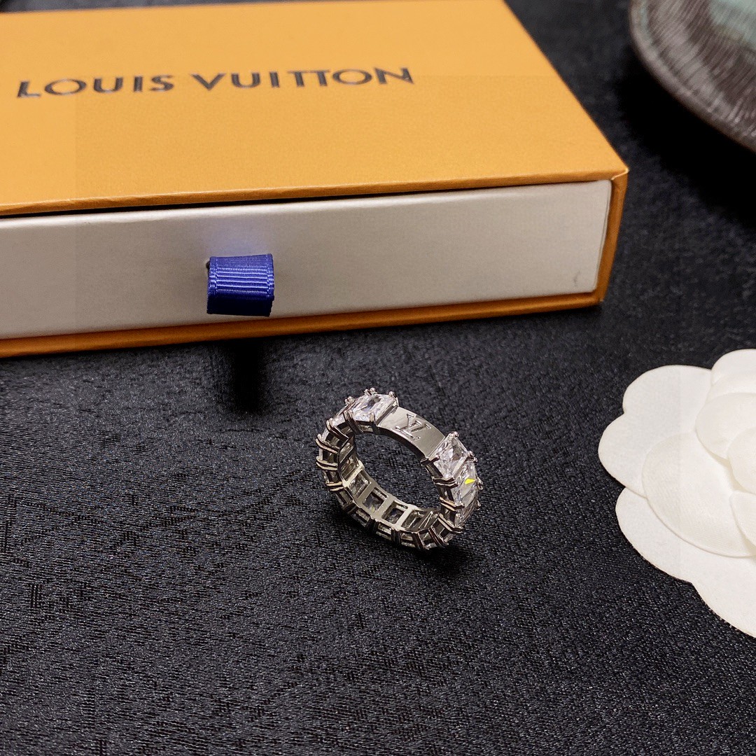 Louis Vuitton Haute Couture Haute Couture Fine Jewelry Necklace Bracelet 9