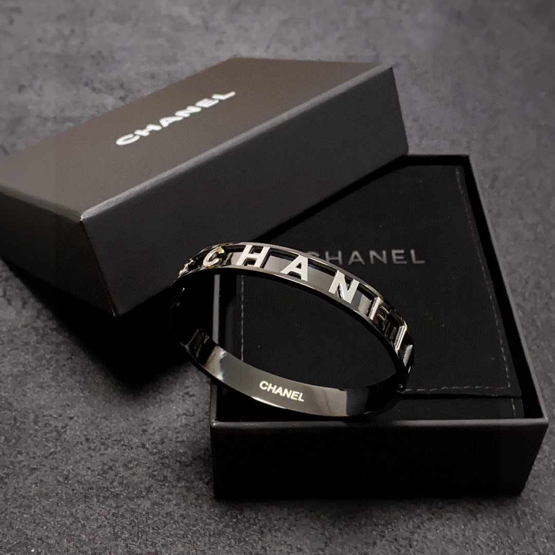 Chanel Haute Couture Haute Couture Fine Jewelry Necklace Bracelet Ring 6