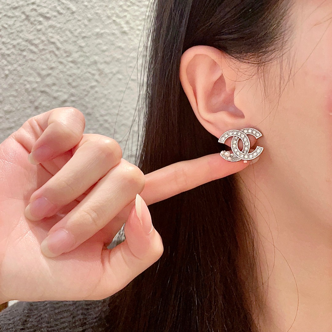 Chanel Haute Joaillerie Fine Jewelry Earrings Necklace Ring Ref.1E12E893 2