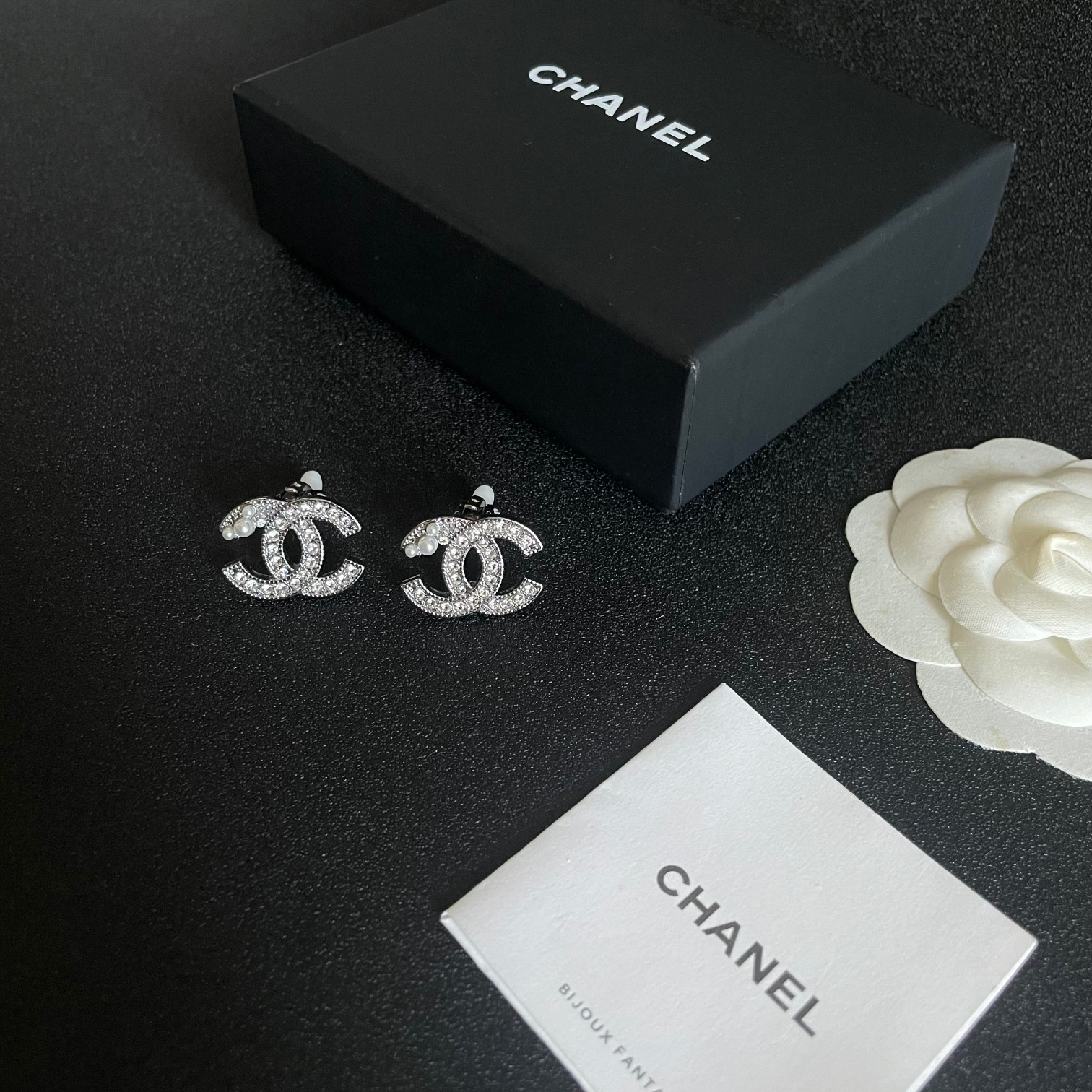 Chanel Haute Joaillerie Fine Jewelry Earrings Necklace Ring Ref.1E12E893 5