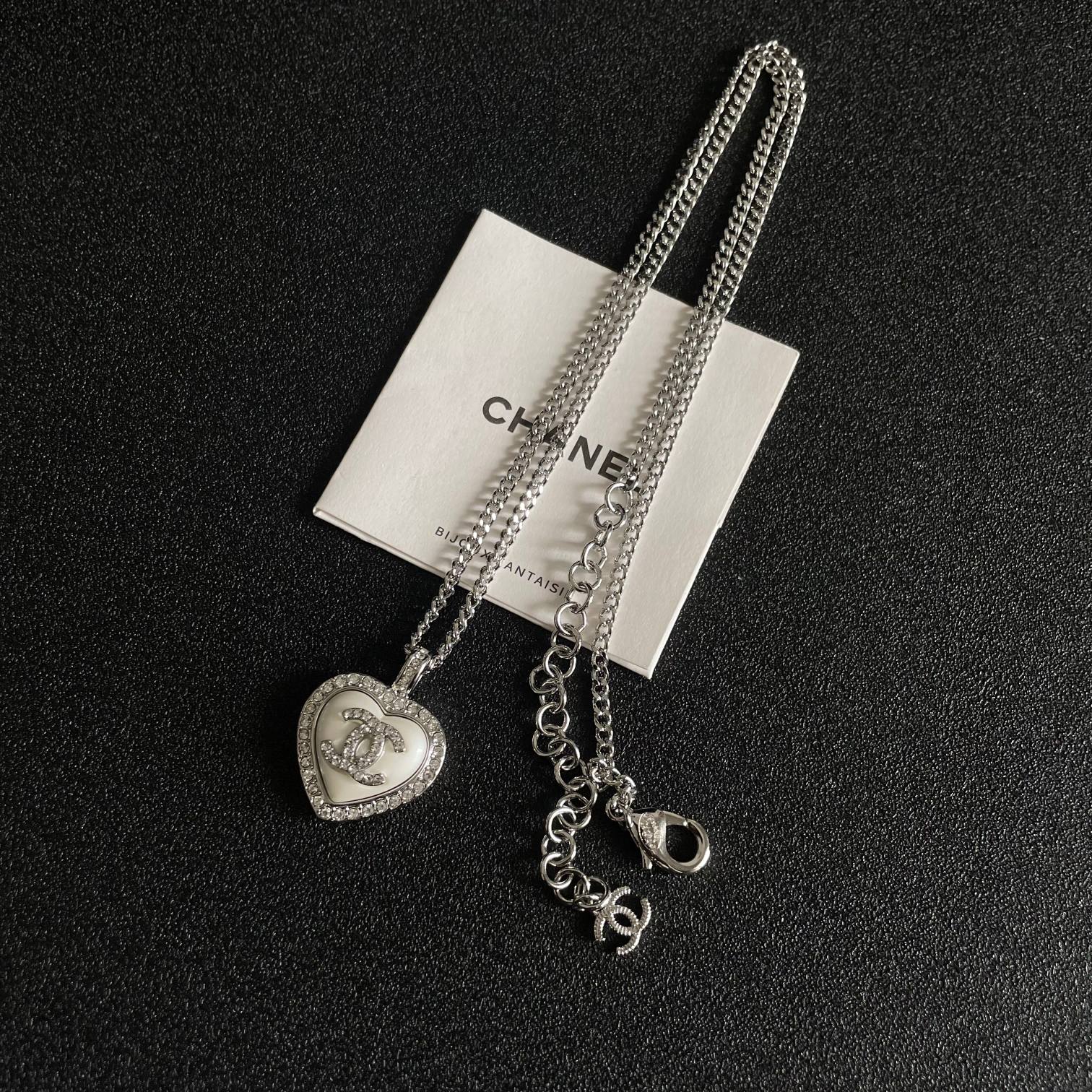 Chanel Haute Couture Haute Couture Fine Jewelry Necklace Bracelet Ring 9