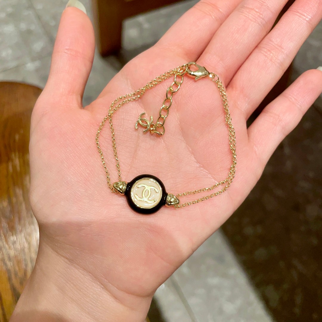 Chanel Haute Couture Haute Couture Fine Jewelry Necklace Bracelet Ring 3