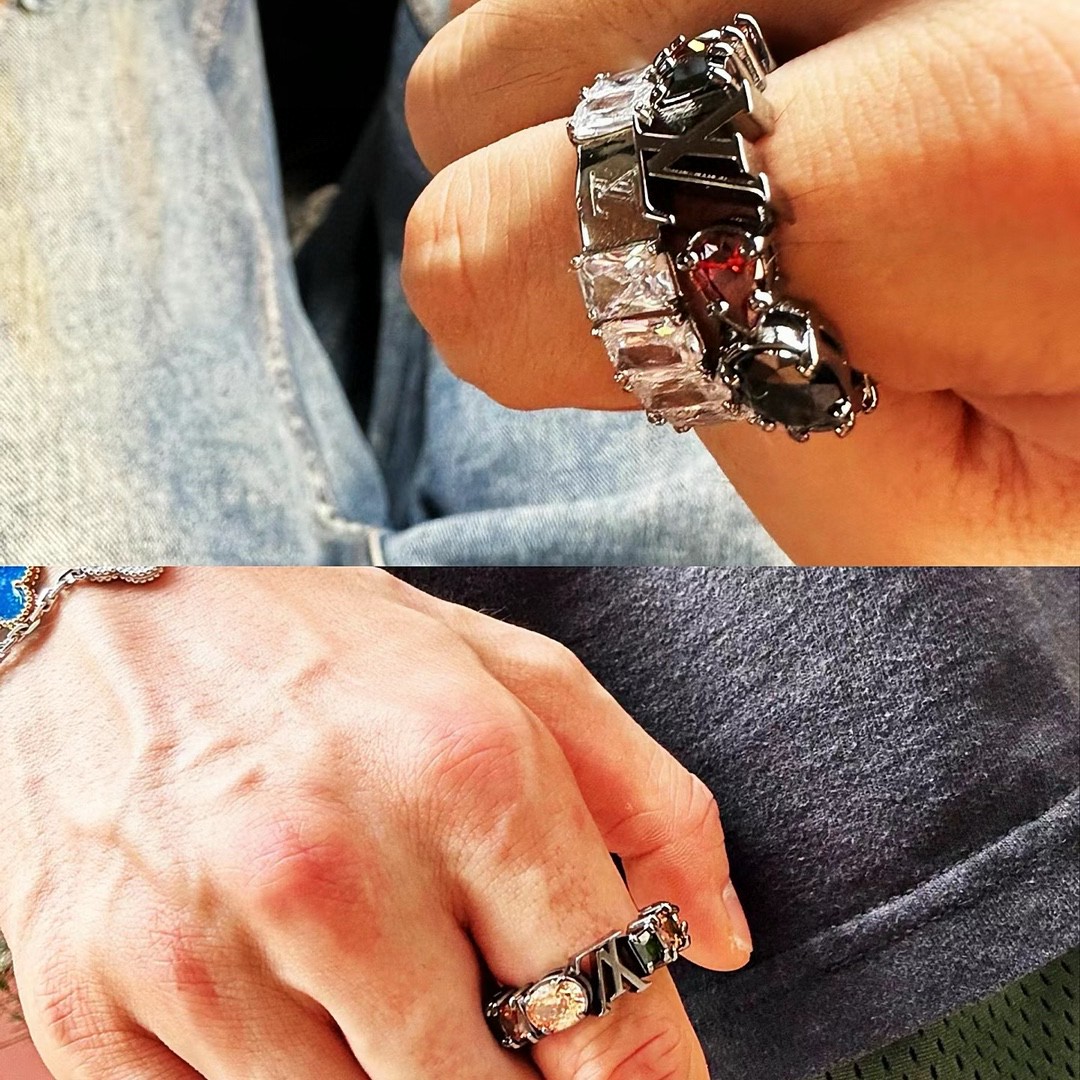 Louis Vuitton Black Crystal & Zircon Open Ring - Comprehensive