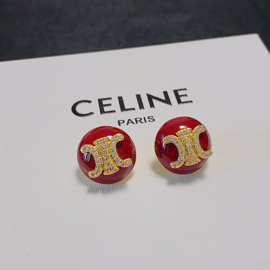 Celine 小红书推荐最新 Celine赛琳凯旋门镶钻新年红耳钉 赛琳已经自成一股流行元素