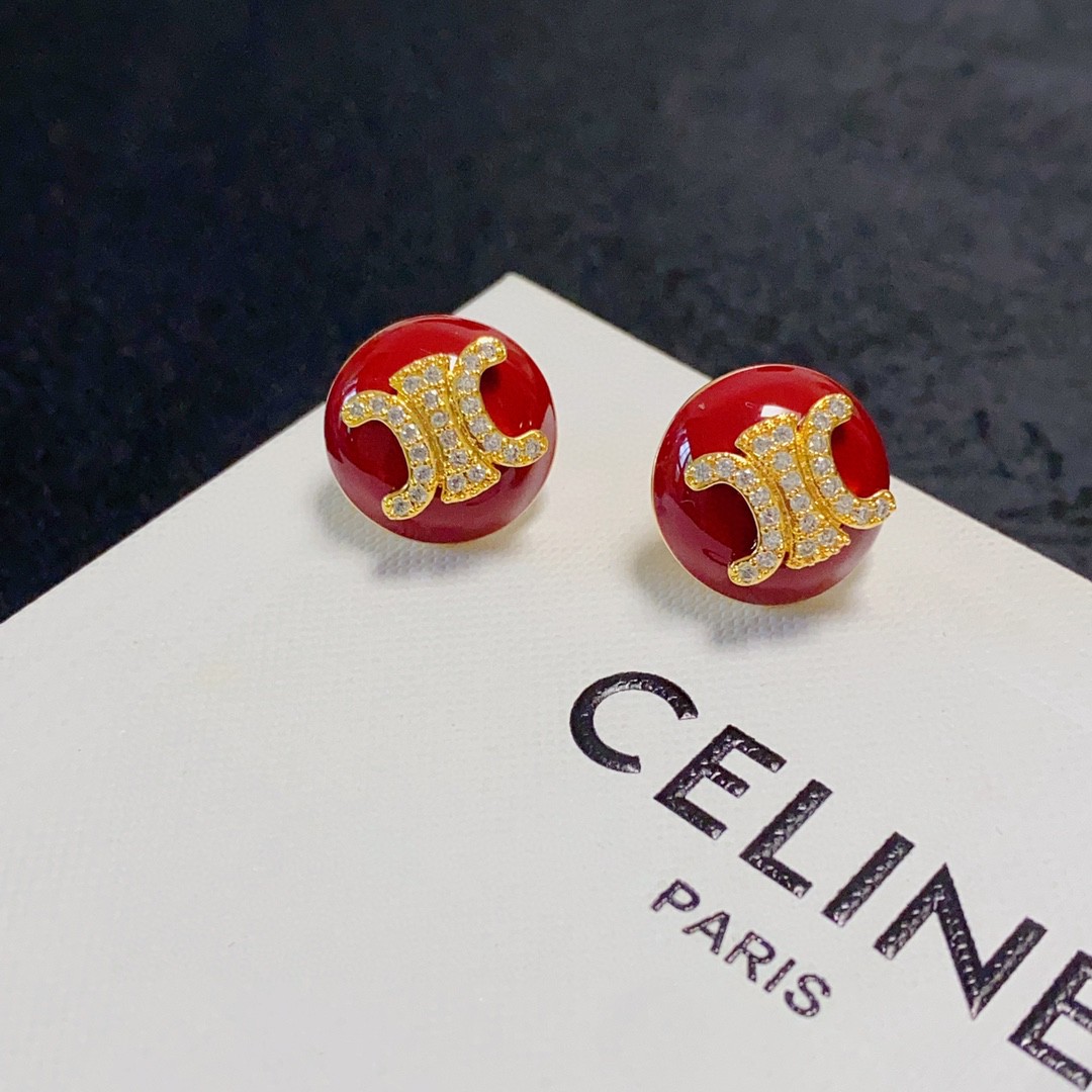 Celine 小红书推荐最新 Celine赛琳凯旋门镶钻新年红耳钉 赛琳已经自成一股流行元素