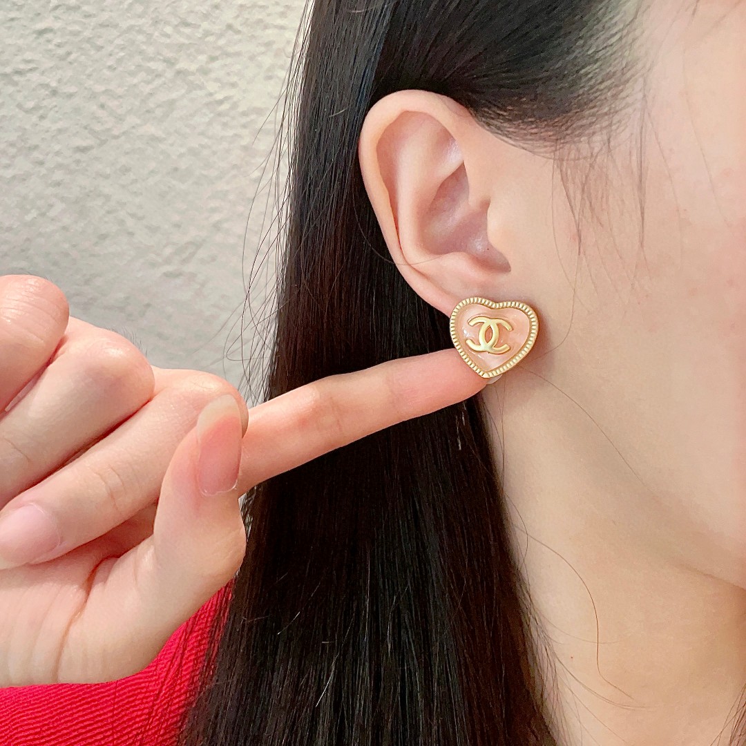 Chanel香奈儿中古双C耳钉原版复刻logo小香家的款式真心无需多介绍每一款都超好看精致大方非常显气质