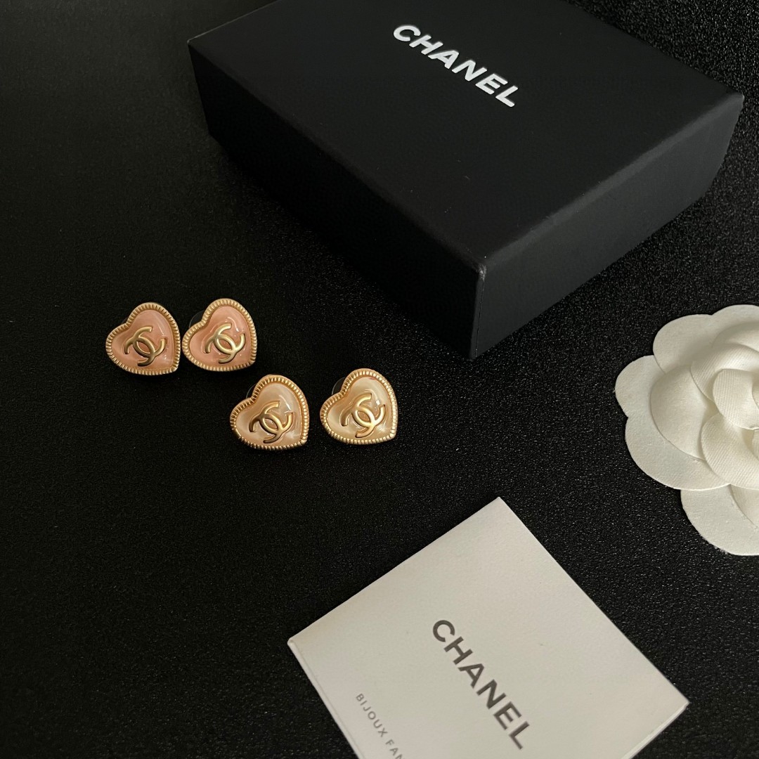 Chanel香奈儿中古双C耳钉原版复刻logo小香家的款式真心无需多介绍每一款都超好看精致大方非常显气质