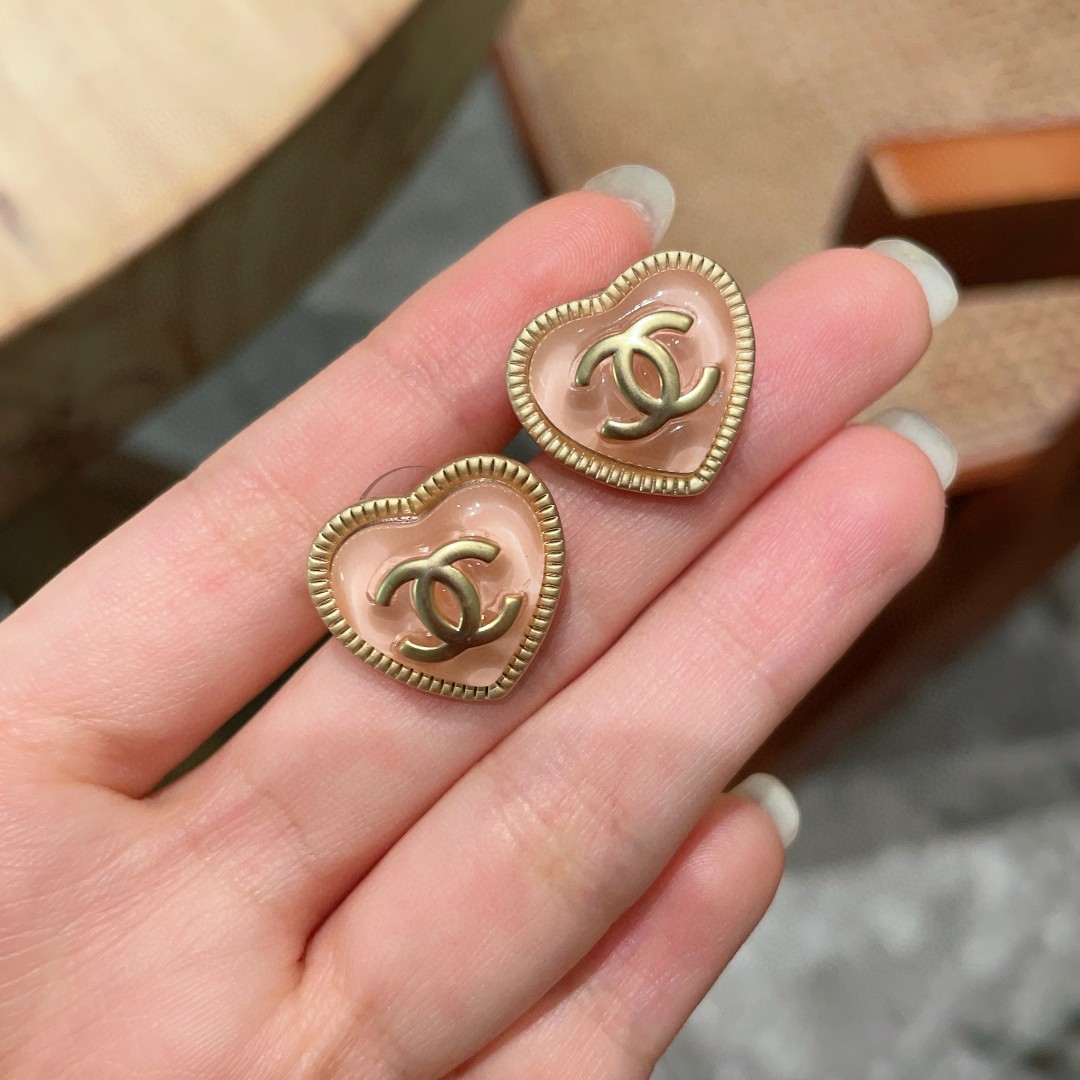 Chanel香奈儿中古双C耳钉原版复刻logo小香家的款式真心无需多介绍每一款都超好看精致大方非常显气质