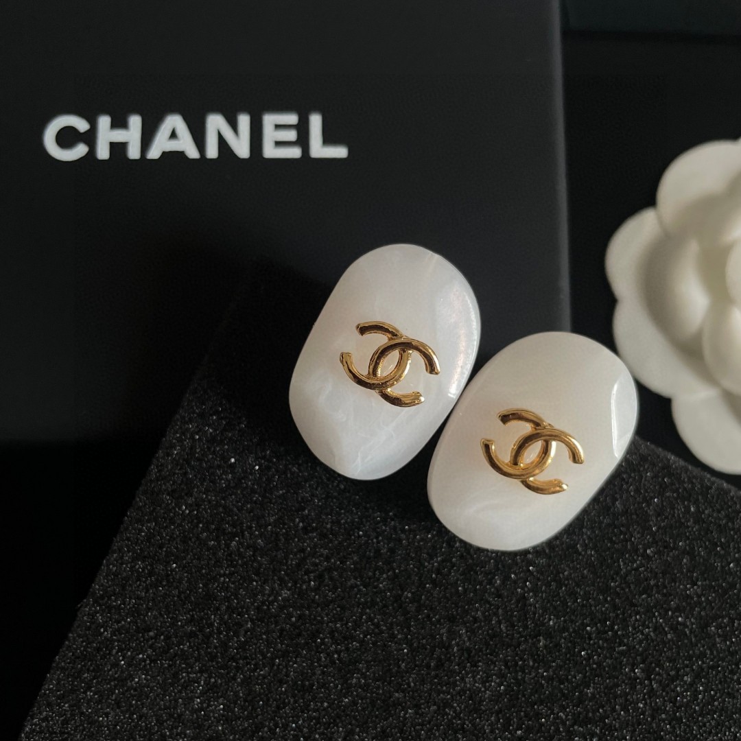 Chanel 耳夹CHANEl小香风不用打耳洞的耳环