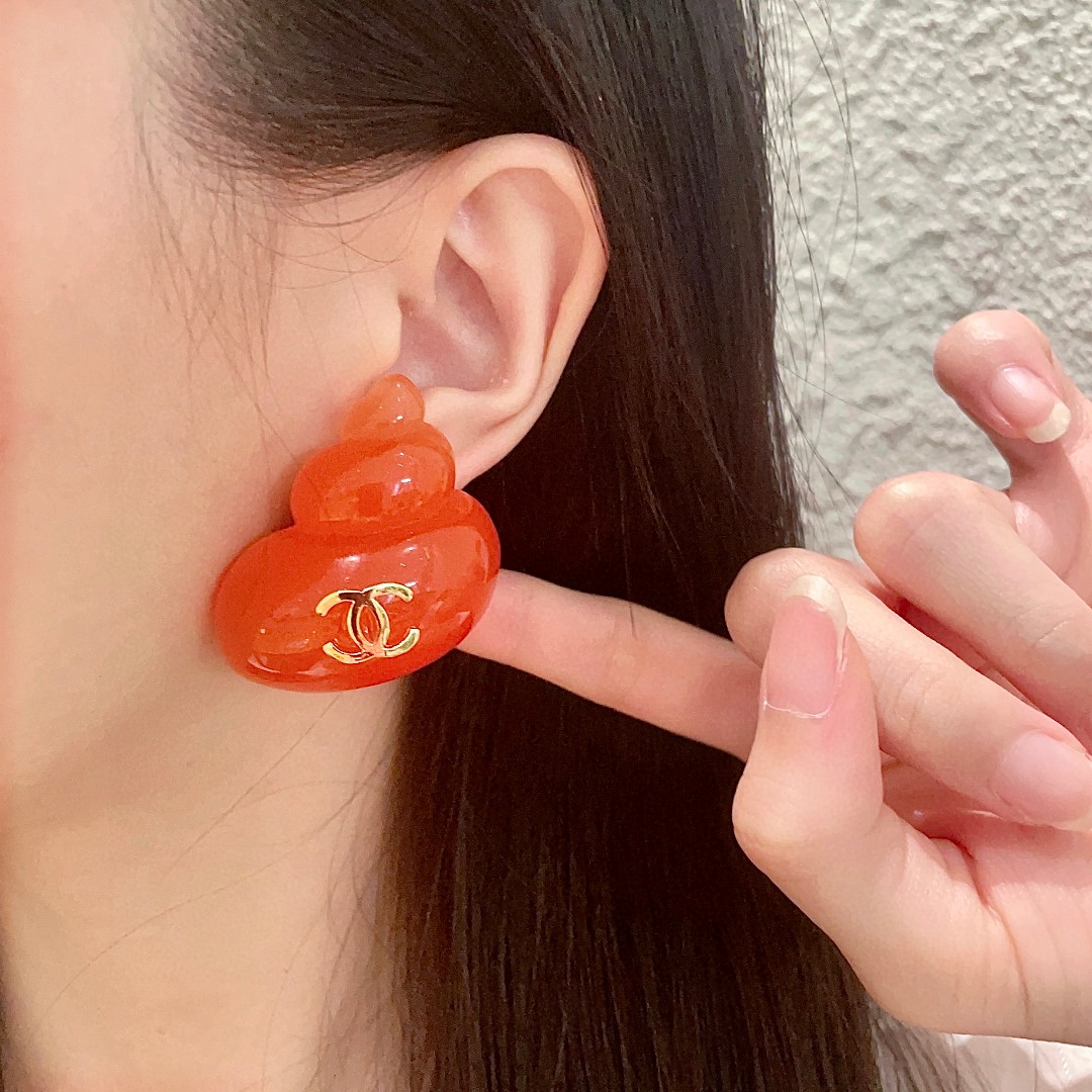 Chanel 耳夹CHANEl 最新款同步上新