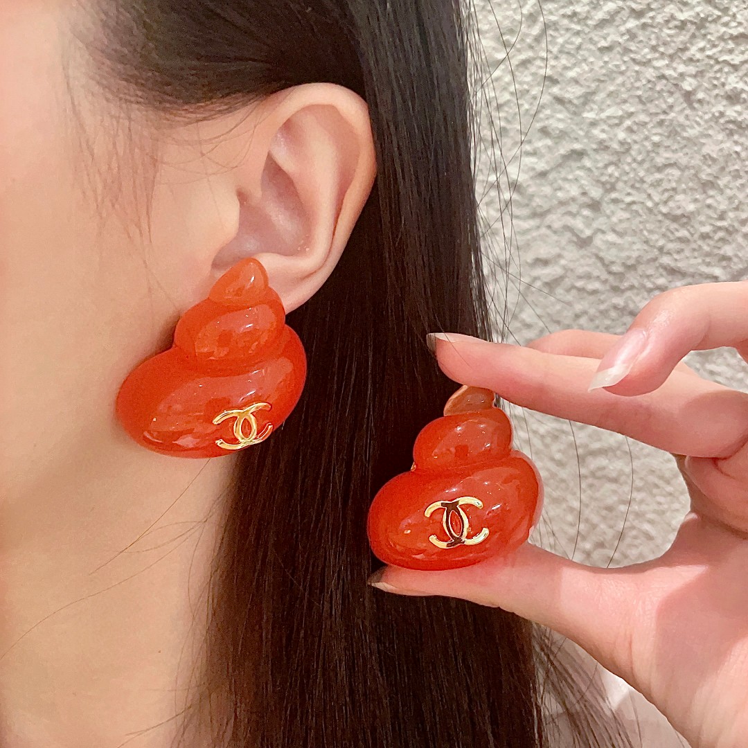 Chanel 耳夹CHANEl 最新款同步上新