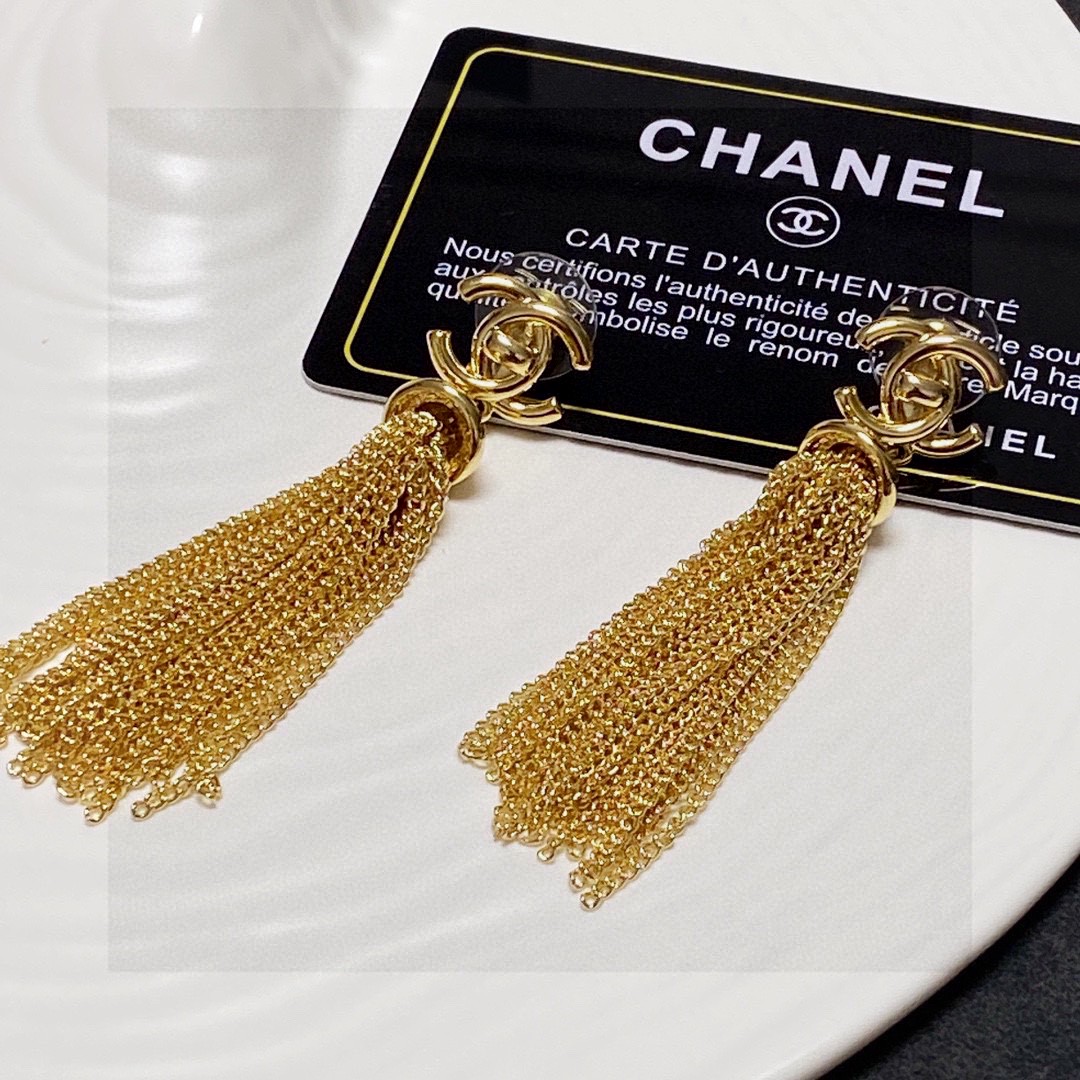  精工版本👼香奈儿Chanel长款流苏耳钉简单百搭！银针防过敏 爆款推荐‼️美cry🌹完美细节VIP推荐
