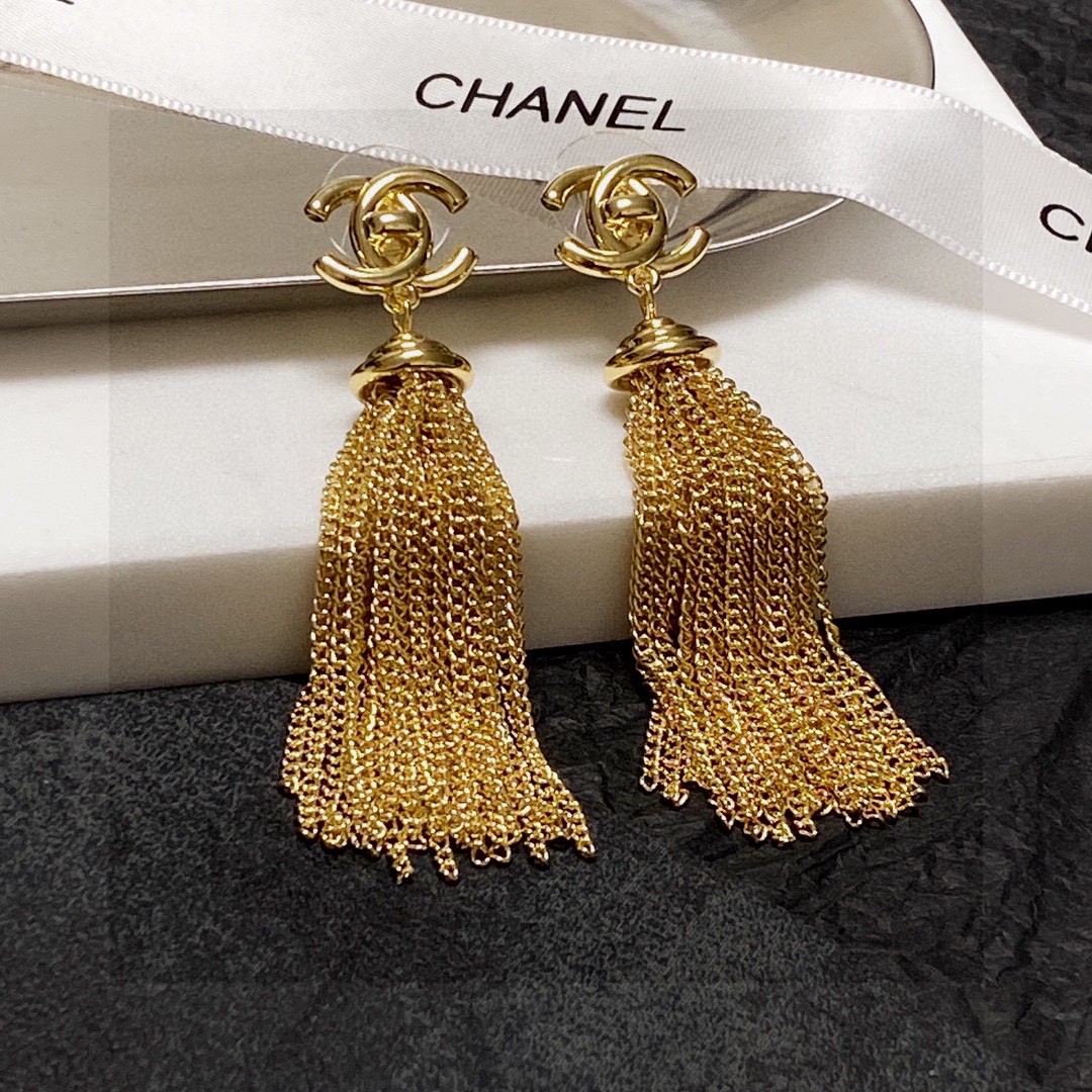  精工版本👼香奈儿Chanel长款流苏耳钉简单百搭！银针防过敏 爆款推荐‼️美cry🌹完美细节VIP推荐