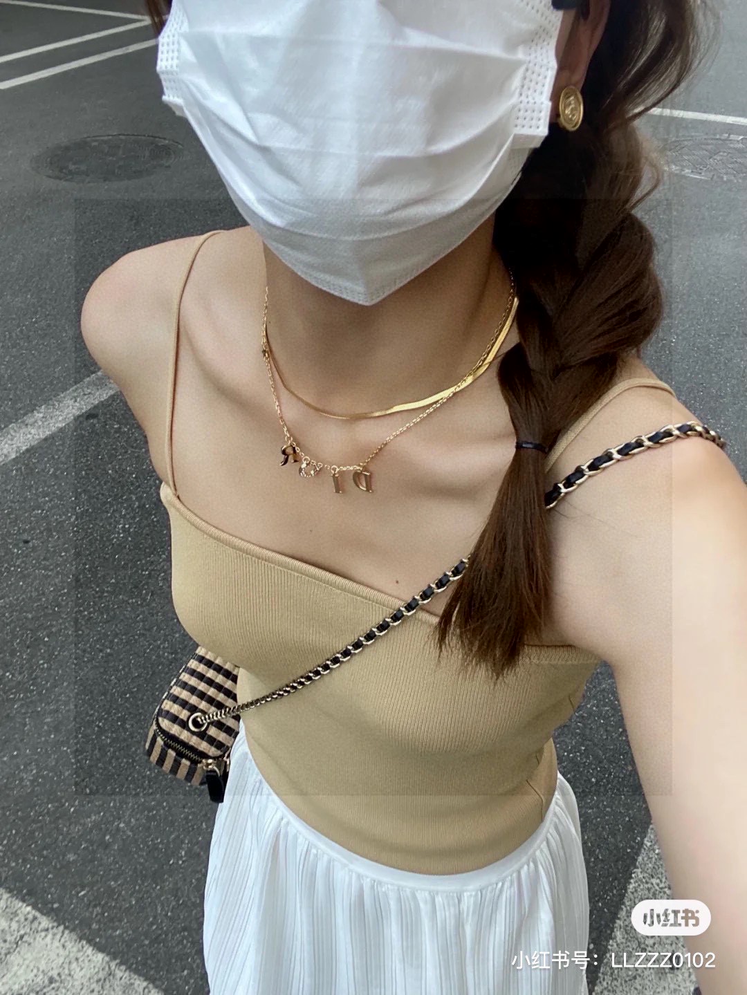 NO:108302,Dior Tassel Alphabet Pearl Necklace Xiaohongshu recommends pendant texture matched with letter logo, micro-inlaid embellishment, elegant temperament, high-end design of famous fairies, summer matching essential items, jewelry boutique, dior, dior, necklace19860909迪奥Dior流苏字母珍珠项链 小红书推荐吊坠质感以字母标志搭配 微镶点缀 气质优雅 名媛仙女的高档次设计夏天搭配必备单品,饰品精品,dior,dior,necklace,Jewelry