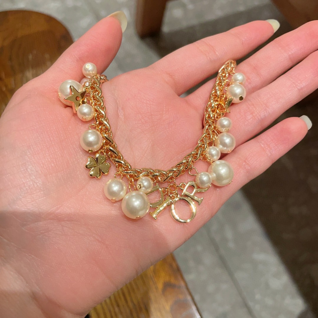 👑Dior 迪奥  中古 项链 专柜一致上新 精选原版一致 黄铜材质 甜美气质高雅.
