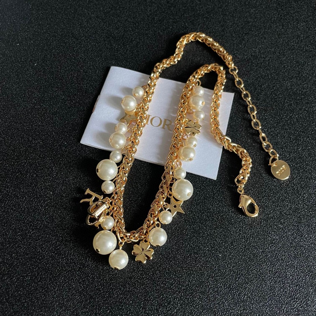 👑Dior 迪奥  中古 项链 专柜一致上新 精选原版一致 黄铜材质 甜美气质高雅.