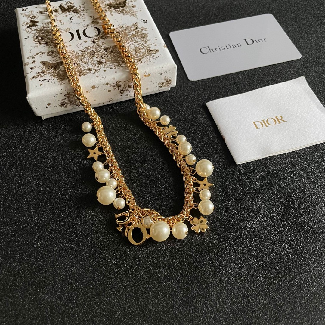 👑Dior 迪奥  中古 项链 专柜一致上新 精选原版一致 黄铜材质 甜美气质高雅.