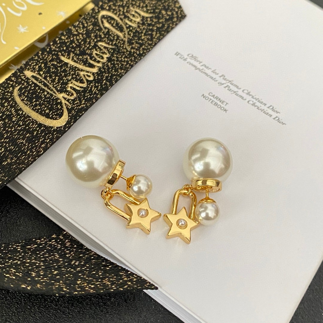 👑Dior 迪奥 中古 耳环 专柜一致上新 精选原版一致 黄铜材质 甜美气质高