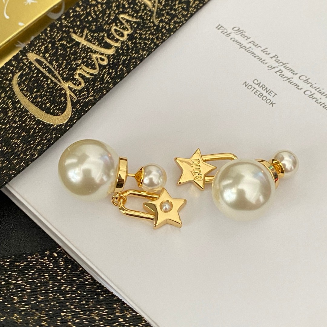 👑Dior 迪奥 中古 耳环 专柜一致上新 精选原版一致 黄铜材质 甜美气质高