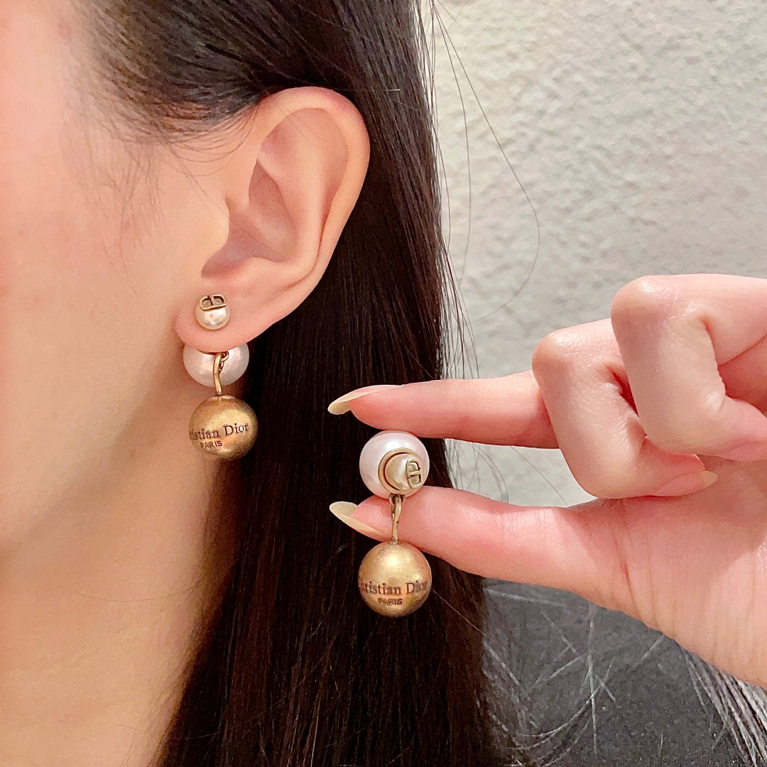 👑Dior 迪奥 中古 耳环 专柜一致上新 精选原版一致 黄铜材质 甜美气质高