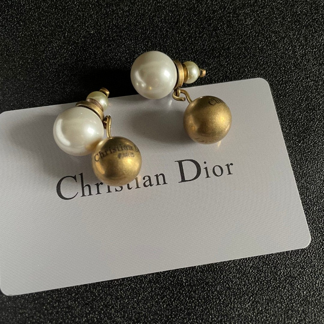 👑Dior 迪奥 中古 耳环 专柜一致上新 精选原版一致 黄铜材质 甜美气质高
