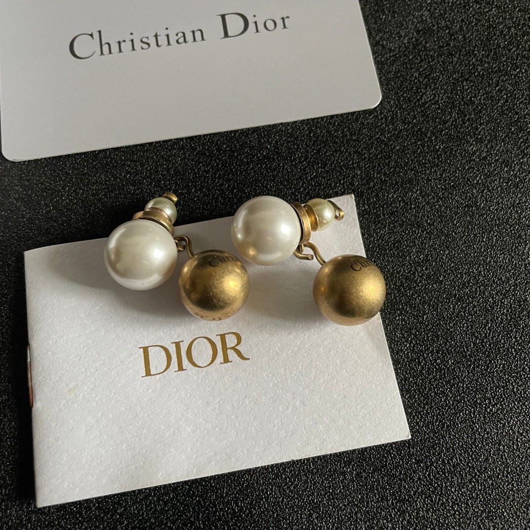 👑Dior 迪奥 中古 耳环 专柜一致上新 精选原版一致 黄铜材质 甜美气质高