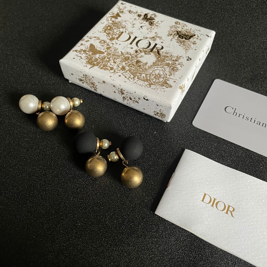 👑Dior 迪奥 中古 耳环 专柜一致上新 精选原版一致 黄铜材质 甜美气质高
