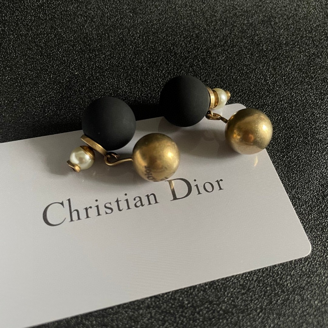 👑Dior 迪奥 中古 耳环 专柜一致上新 精选原版一致 黄铜材质 甜美气质高