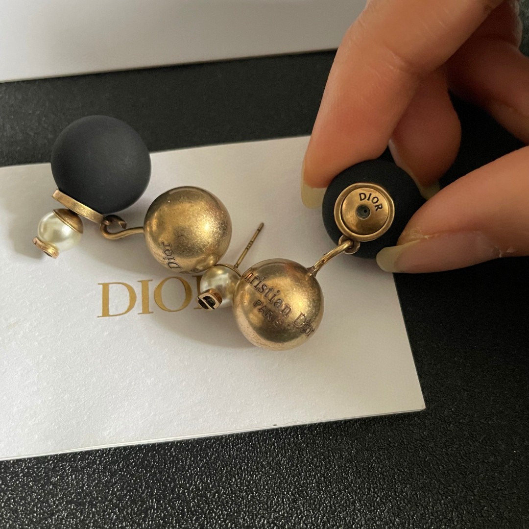 👑Dior 迪奥 中古 耳环 专柜一致上新 精选原版一致 黄铜材质 甜美气质高