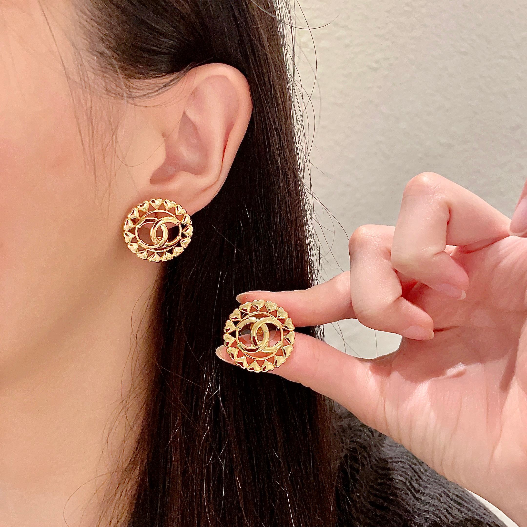 👑Dior 迪奥 中古 耳环 专柜一致上新 精选原版一致 黄铜材质 甜美气质高