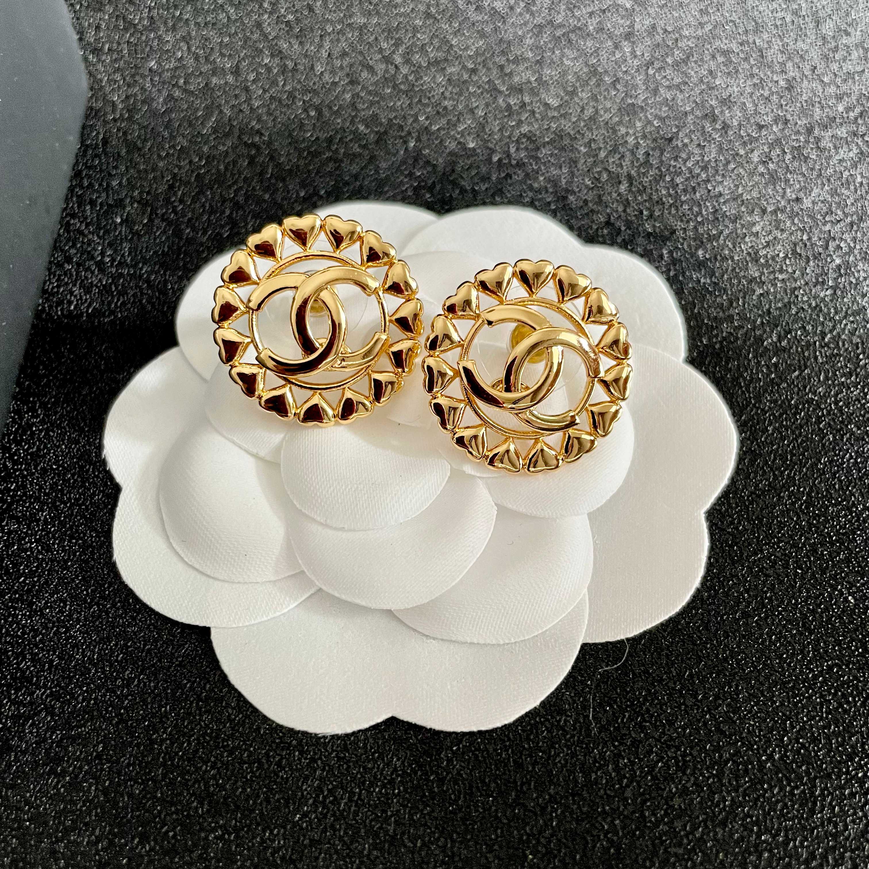 👑Dior 迪奥 中古 耳环 专柜一致上新 精选原版一致 黄铜材质 甜美气质高
