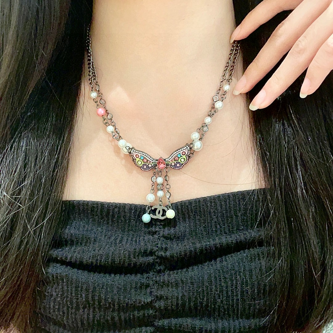  Chanel香奈儿 中古 项链👀小香家的款式真心无需多介绍😘🎶每一款都超好看，精致大方，非常显气质