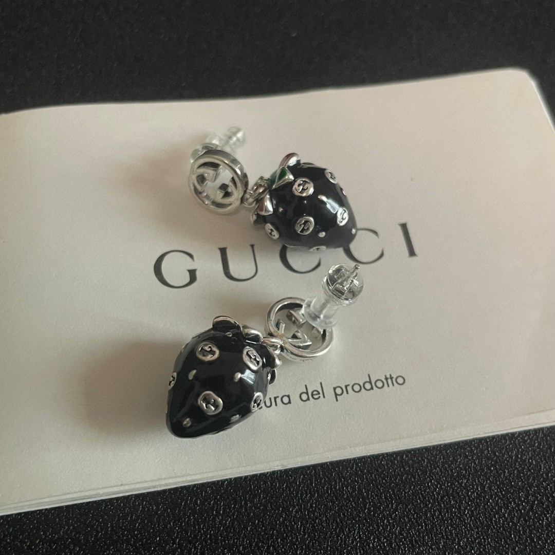 🔥实拍古驰Gucci高端现货立体草莓🍓古驰双G耳钉耳环，立体感十足高端品质，专柜同材质，真正黄铜，离子电