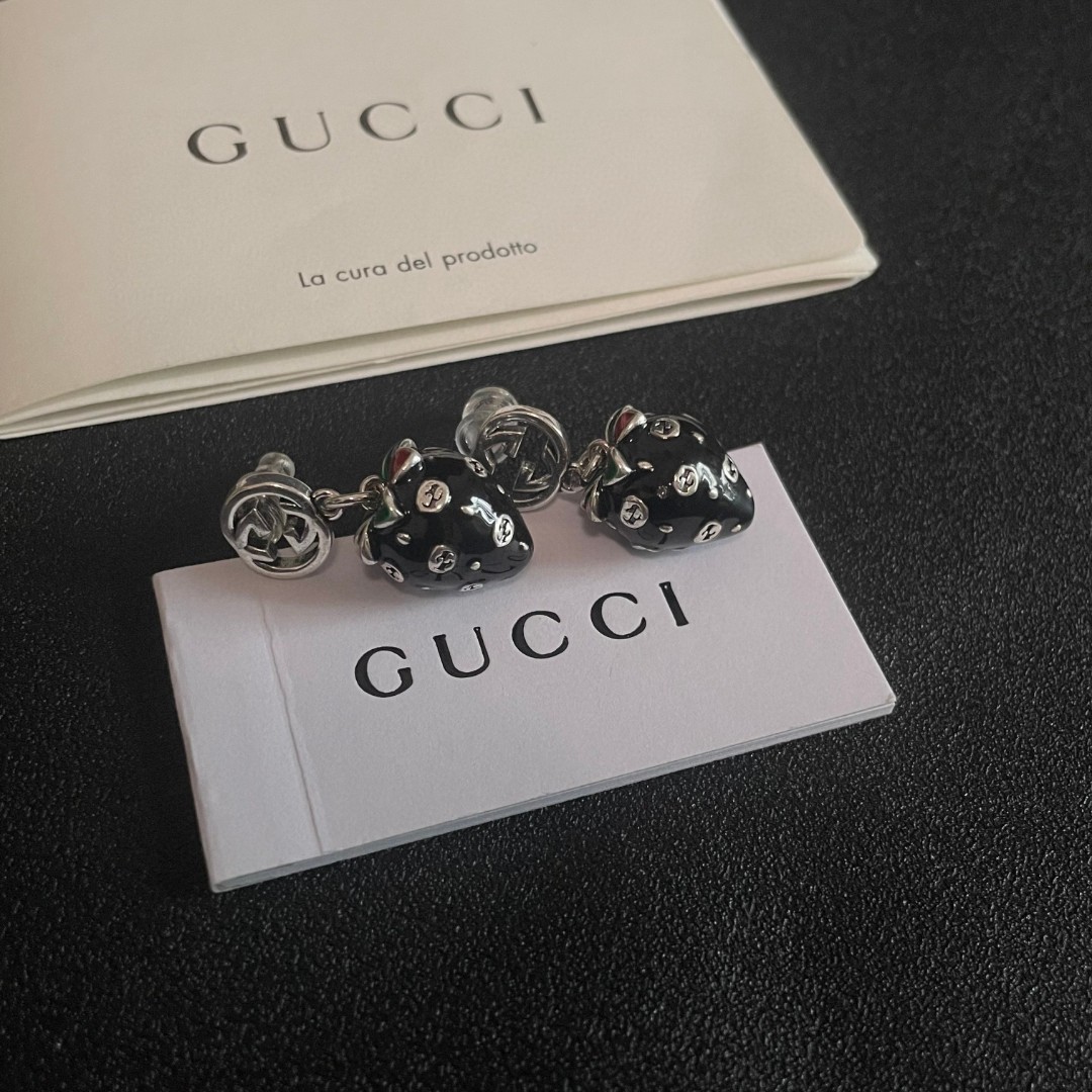 🔥实拍古驰Gucci高端现货立体草莓🍓古驰双G耳钉耳环，立体感十足高端品质，专柜同材质，真正黄铜，离子电