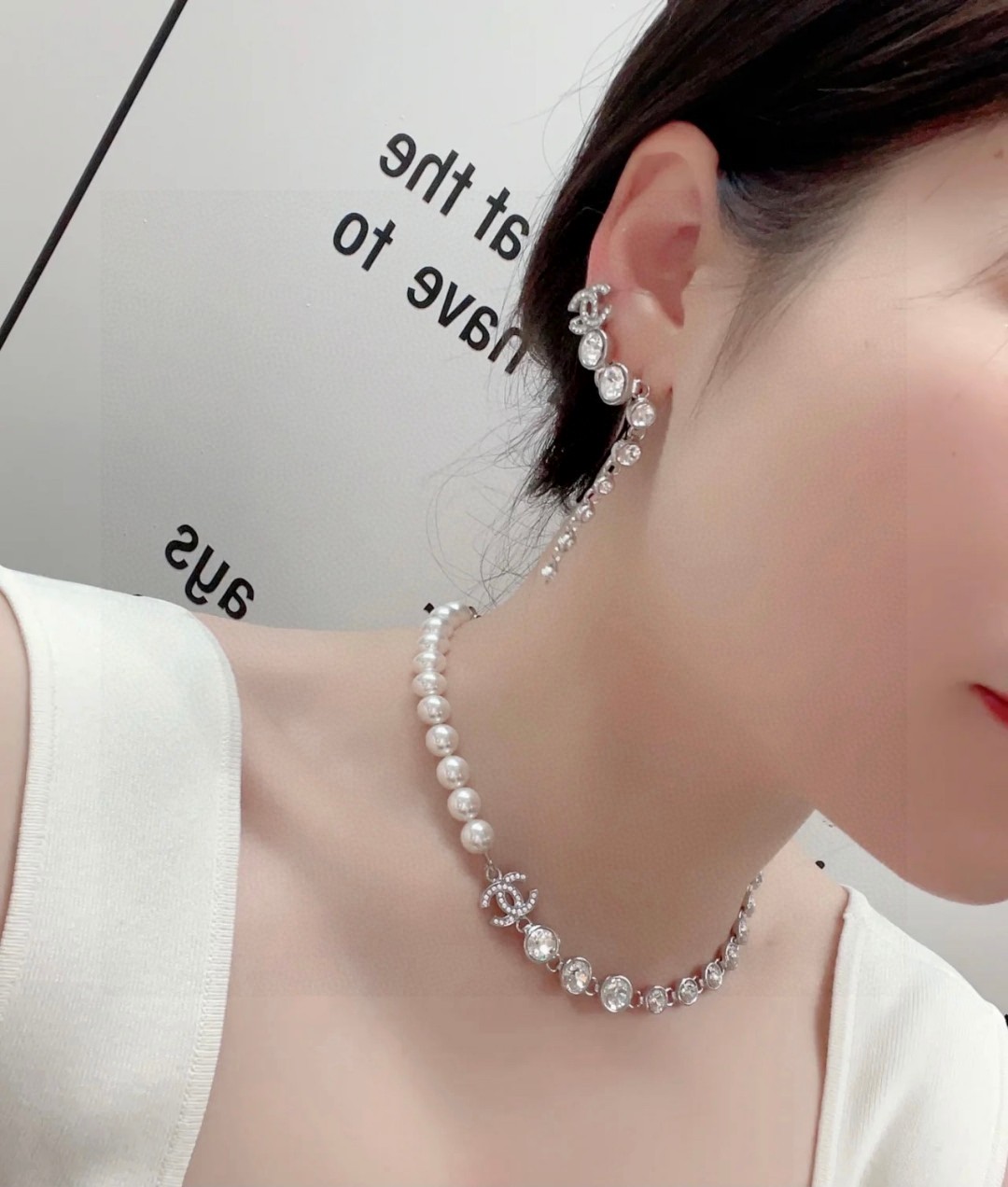 💘【小香半钻半珠choker项链】代购购入Z 7988，现huo现huo！炸裂好看！这期的神仙单品！抢都
