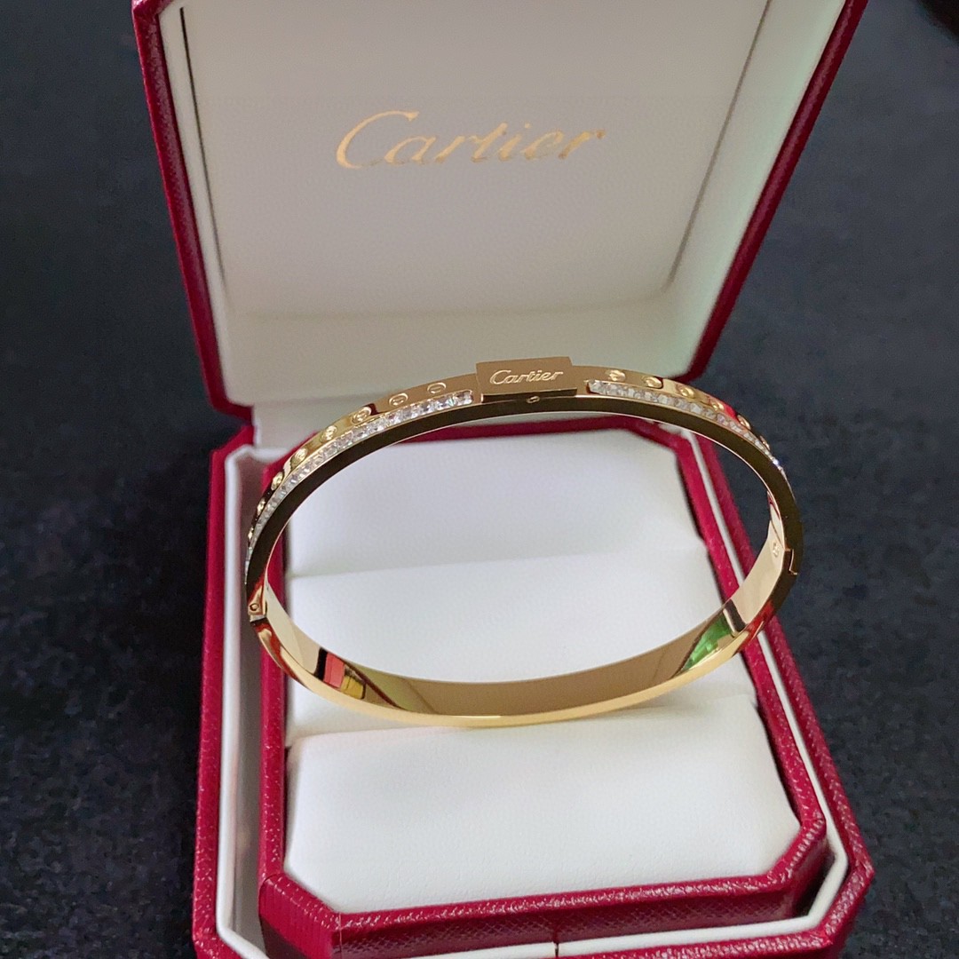 Cartier Jewelry Cartier Cartier 18k logo 360 ！ — photo 7