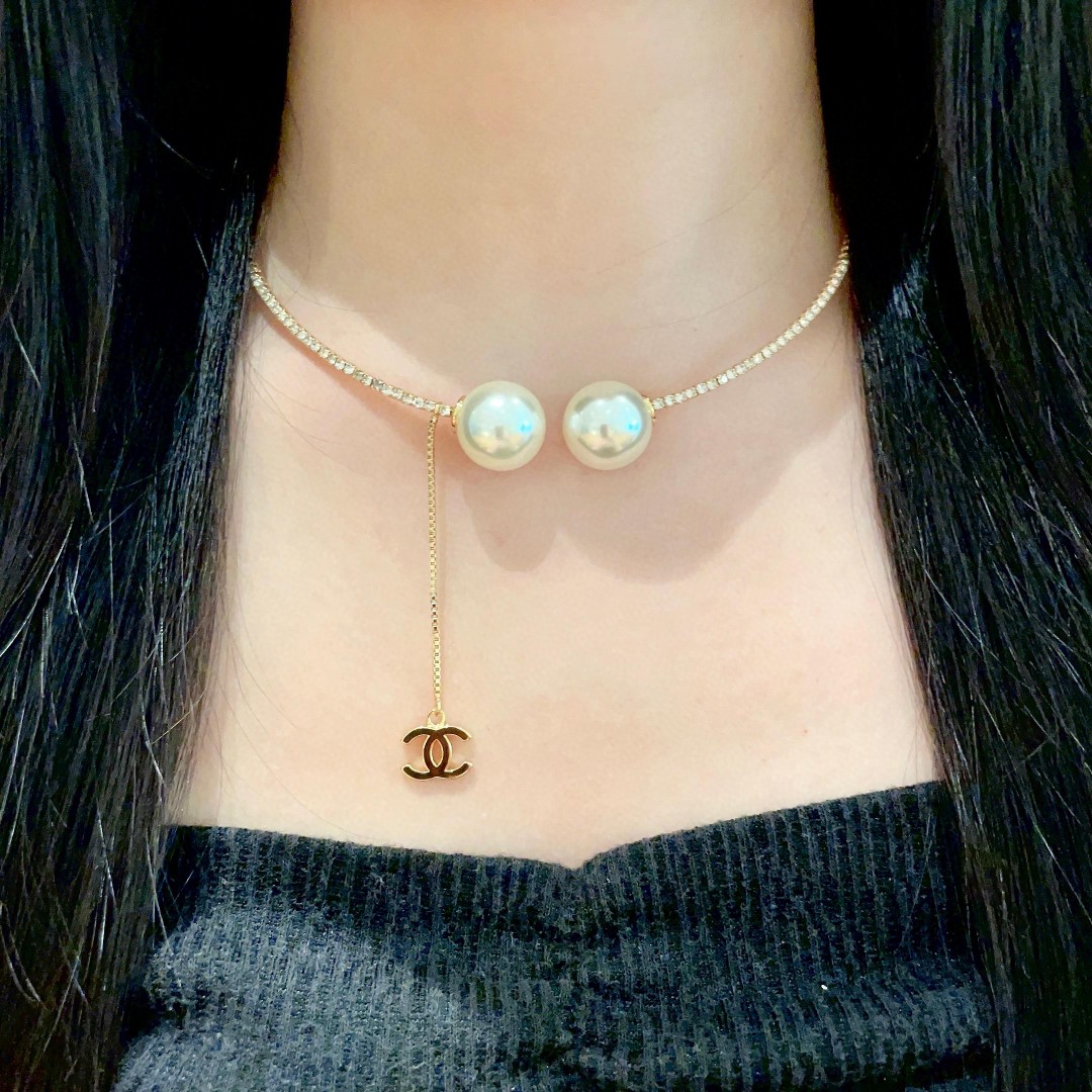  Chanel香奈儿 中古 双C项链👀小香家的款式真心无需多介绍😘🎶每一款都超好看，精致大方，非常显气质