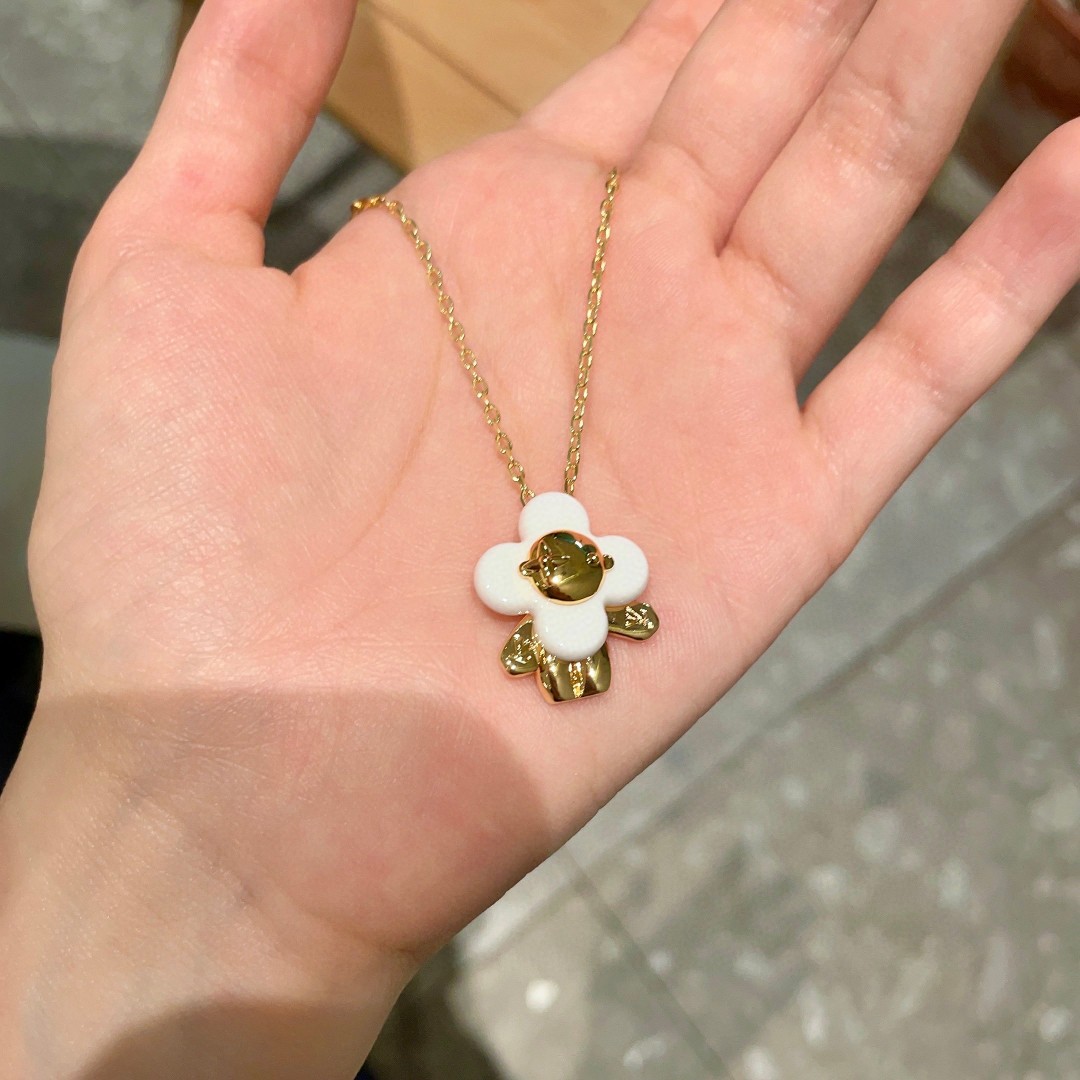 💥💥Louis Vuitton 路易威登 设计独特 (用LV经典之作图形理念)👋好看🧚‍♀️项链 超级无