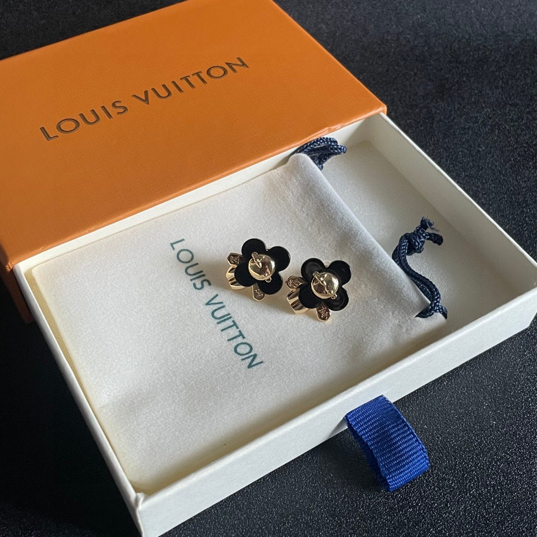 👑Lv 路易威登 2025年早春新品耳钉 经典老花耳环 超精工cnc工艺技术 上身美美哒 特别适合夏日搭
