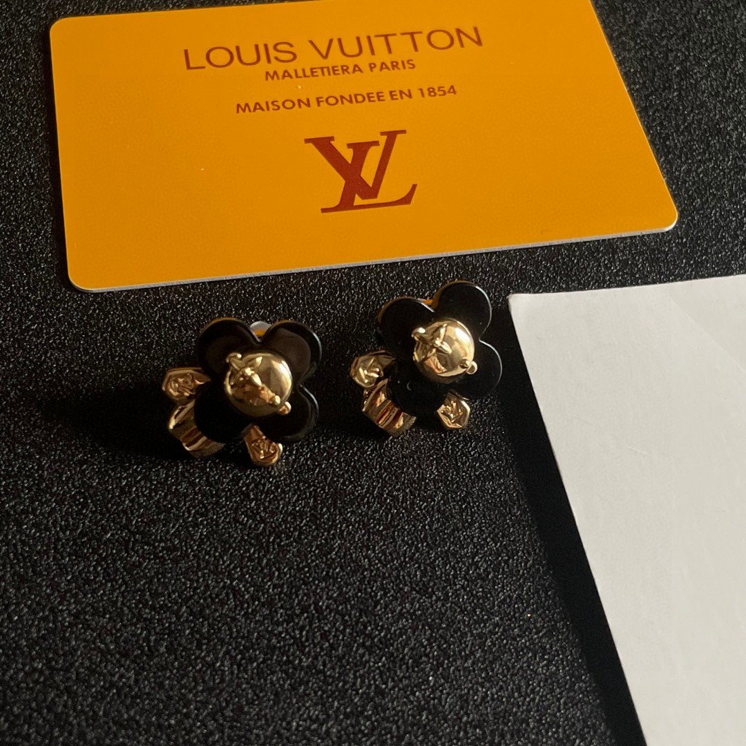 👑Lv 路易威登 2025年早春新品耳钉 经典老花耳环 超精工cnc工艺技术 上身美美哒 特别适合夏日搭