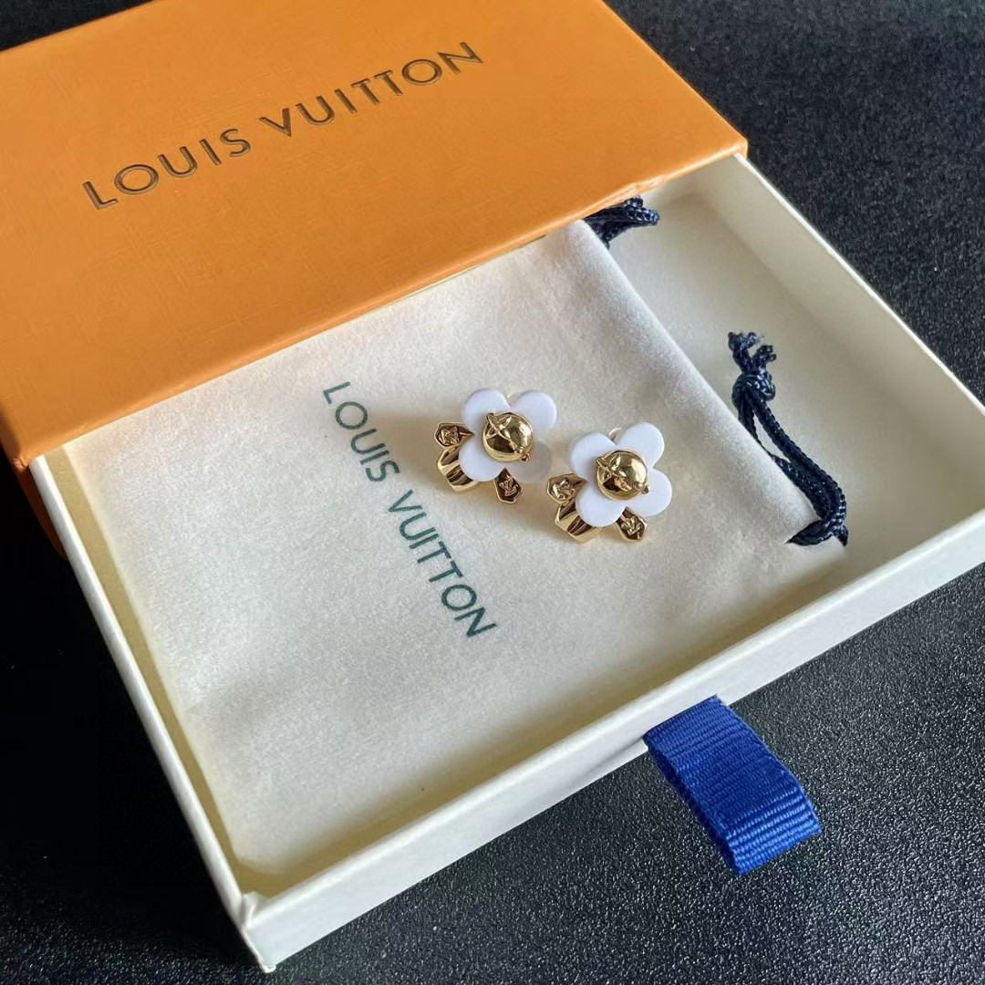 👑Lv 路易威登 2025年早春新品耳钉 经典老花耳环 超精工cnc工艺技术 上身美美哒 特别适合夏日搭