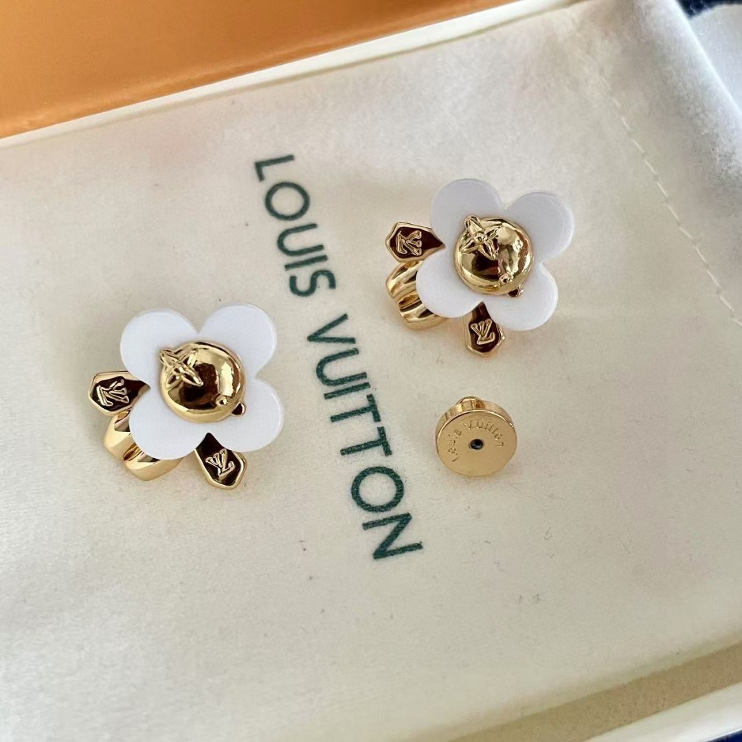 👑Lv 路易威登 2025年早春新品耳钉 经典老花耳环 超精工cnc工艺技术 上身美美哒 特别适合夏日搭