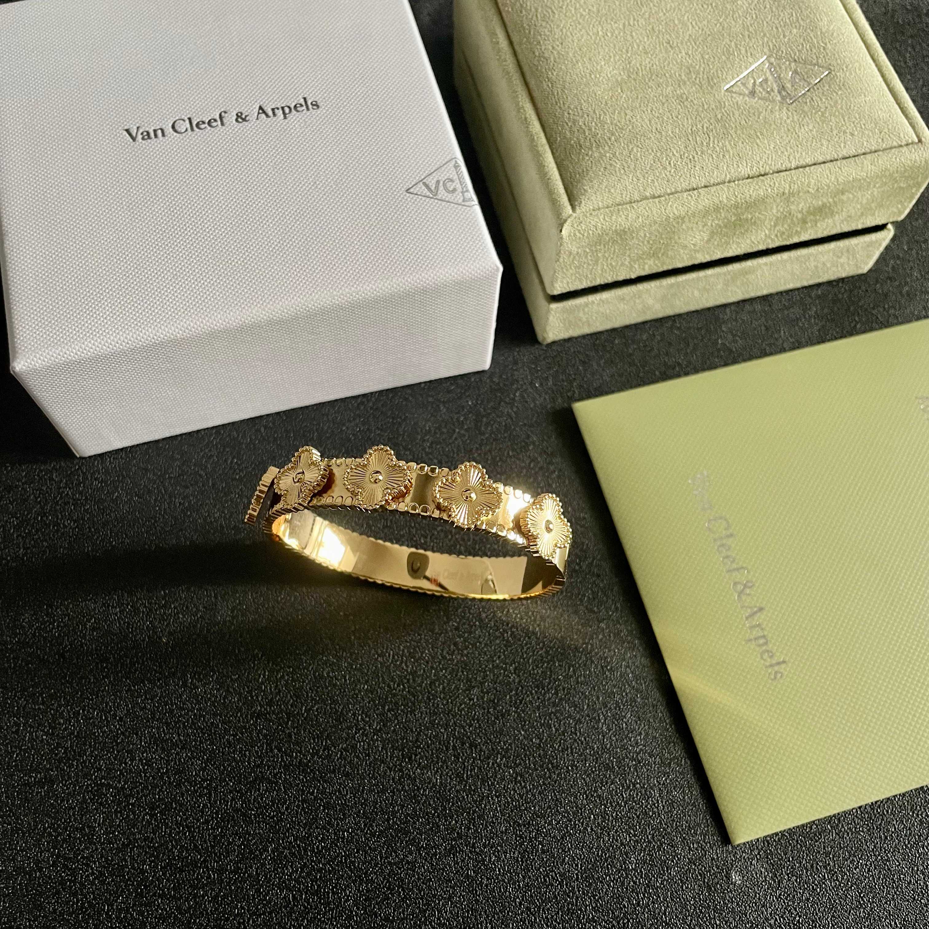 The new VCA’s narrow-verse bracelet is a classic attack on Krassic Arrival - 图片 6
